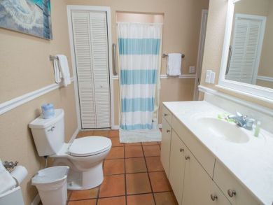 ANNA MARIA ISLAND BEACHFRONT STUDIO ANNA MARIA ISLAND BEACHFRONT STUDIO
